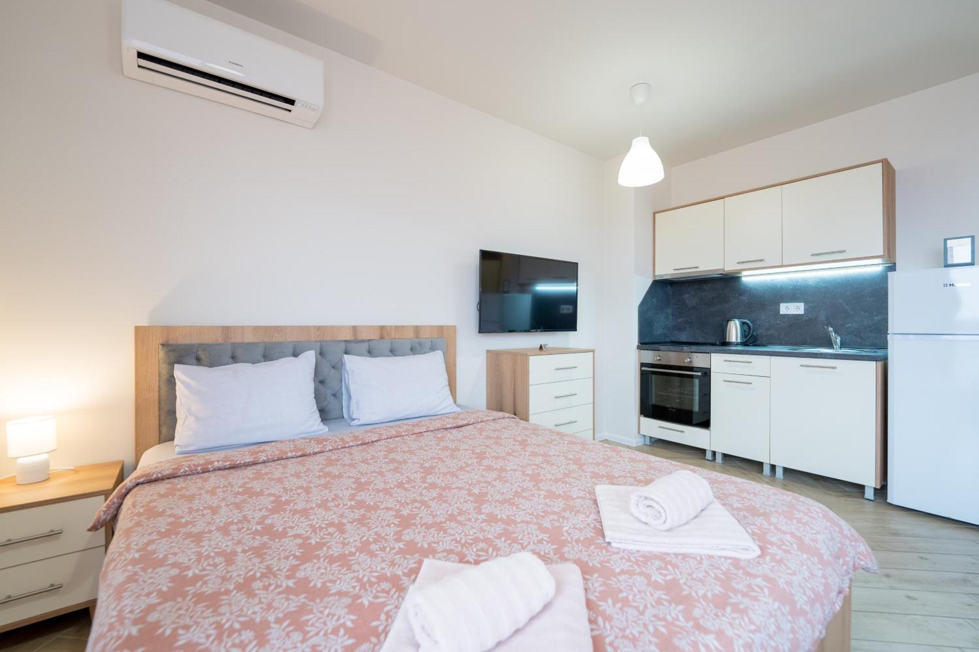 Wow Studios For Rent - Bul Montevideo 25A - B Sofia Exterior foto